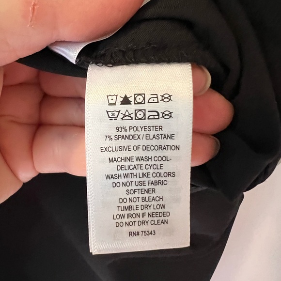 Tommy Bahama Women’s Black Flat Front Shorts - Picture 8 of 8